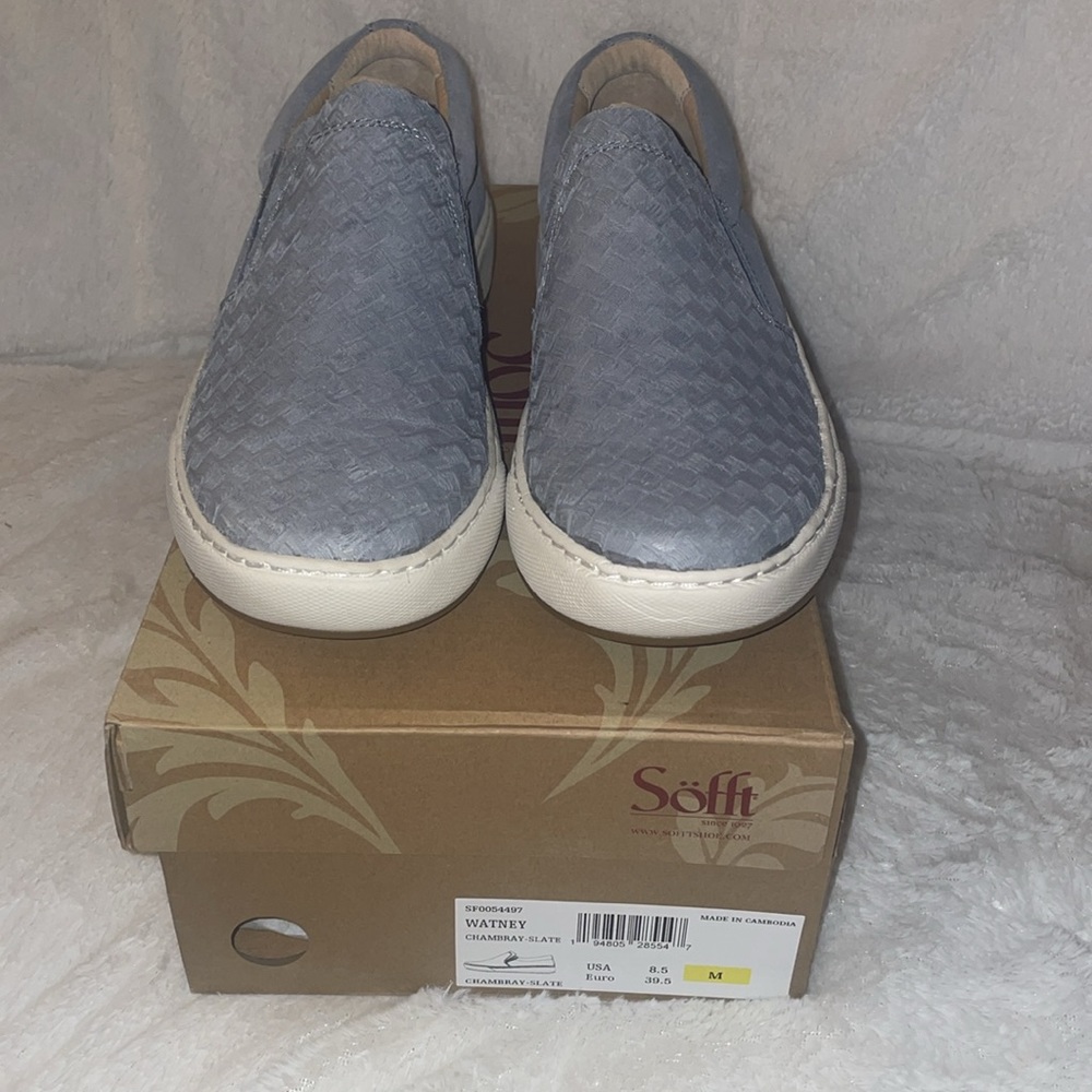NWT Söfft Watney Chambray Slate Slide-on Sneaker - Picture 9 of 15